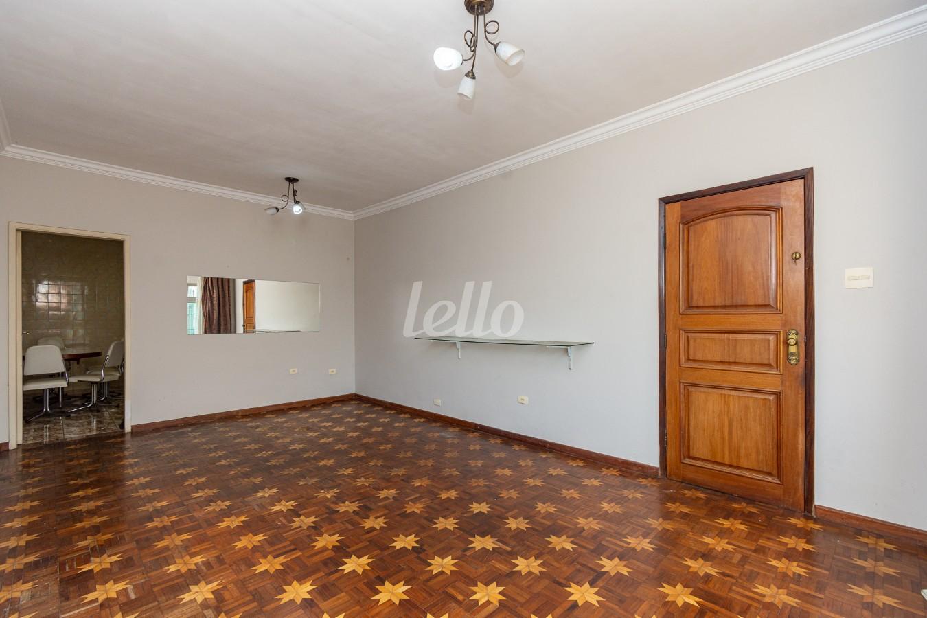 01SALA_004 de Casa para alugar, sobrado com 114 m², 3 quartos e 2 vagas em Bosque da Saúde - São Paulo