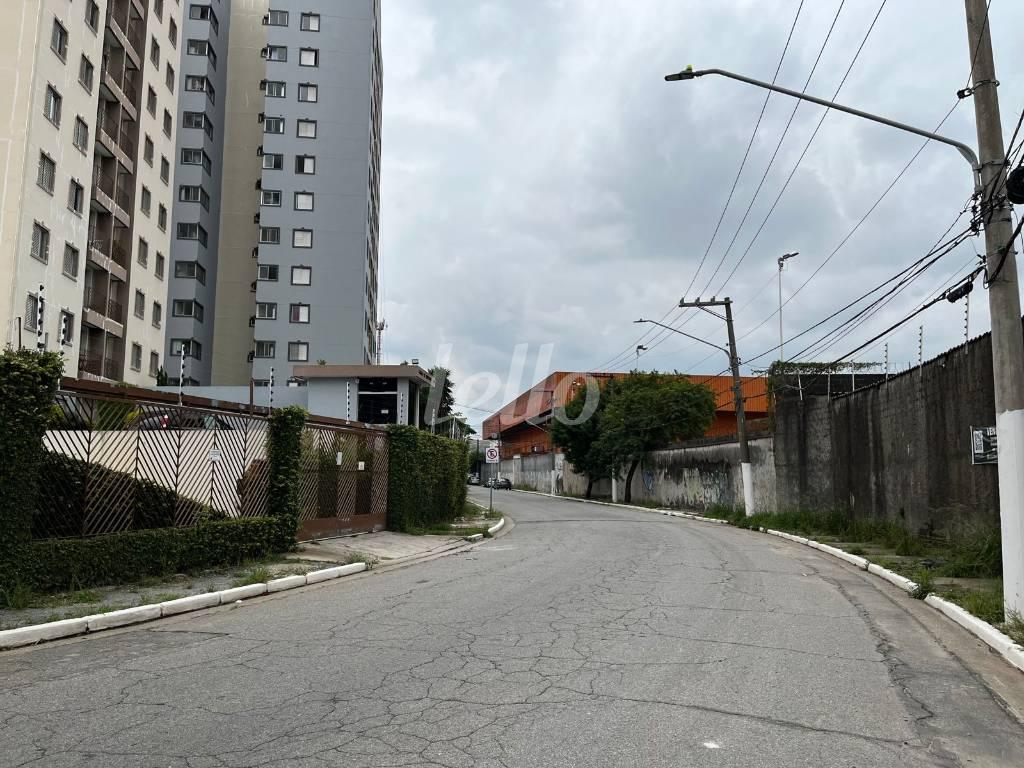 TERRENO de Área / Terreno à venda, Padrão com 669 m², e em Jardim América da Penha - São Paulo