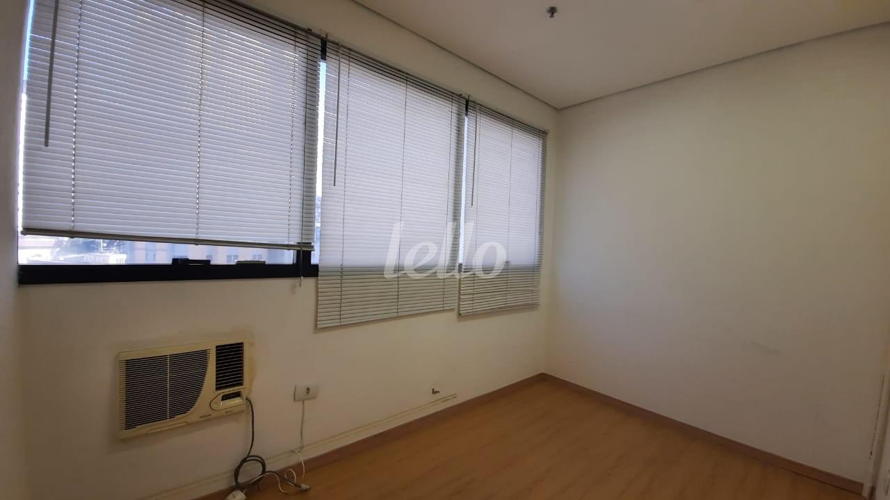 SALA de Sala / Conjunto para alugar, Padrão com 40 m², e 1 vaga em Casa Verde - São Paulo