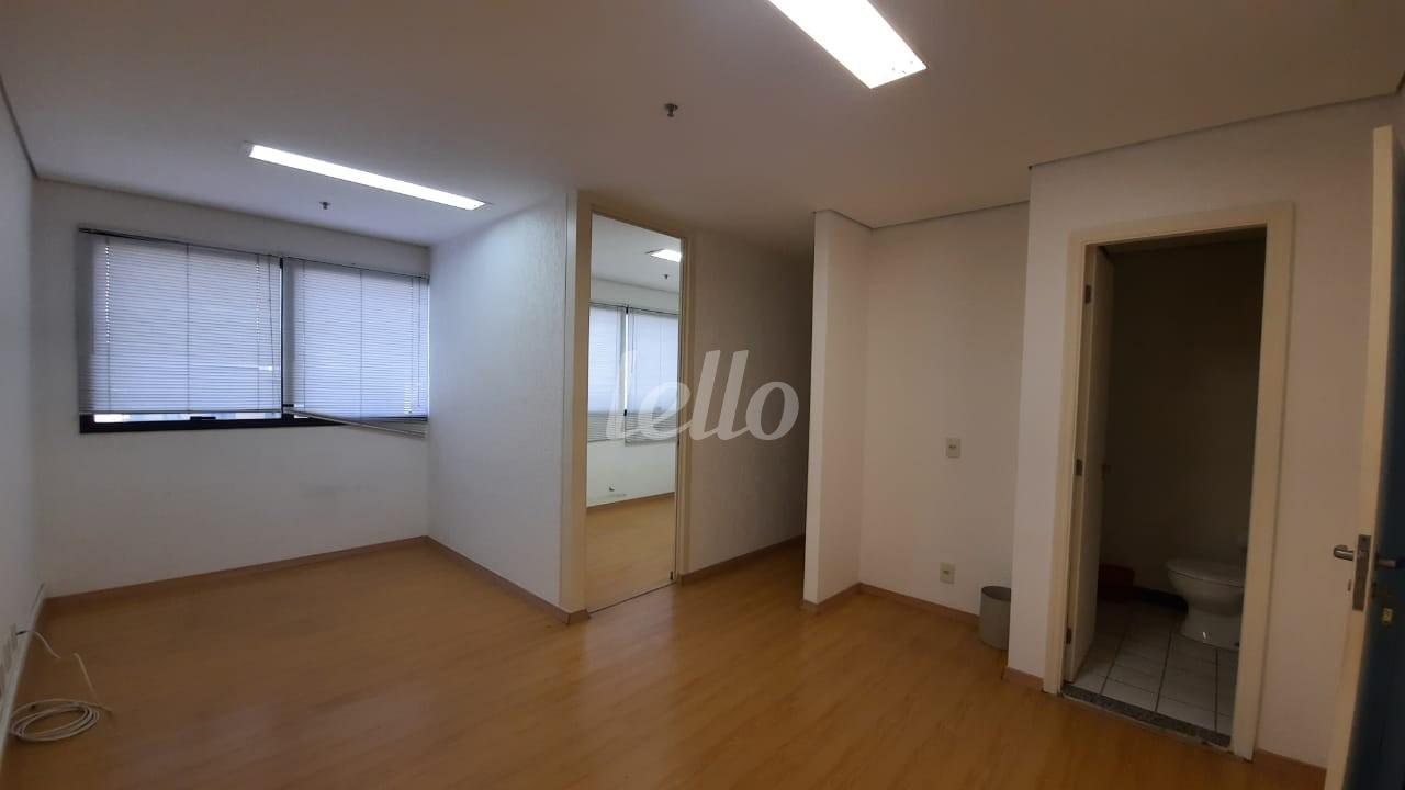 SALA de Sala / Conjunto para alugar, Padrão com 40 m², e 1 vaga em Casa Verde - São Paulo