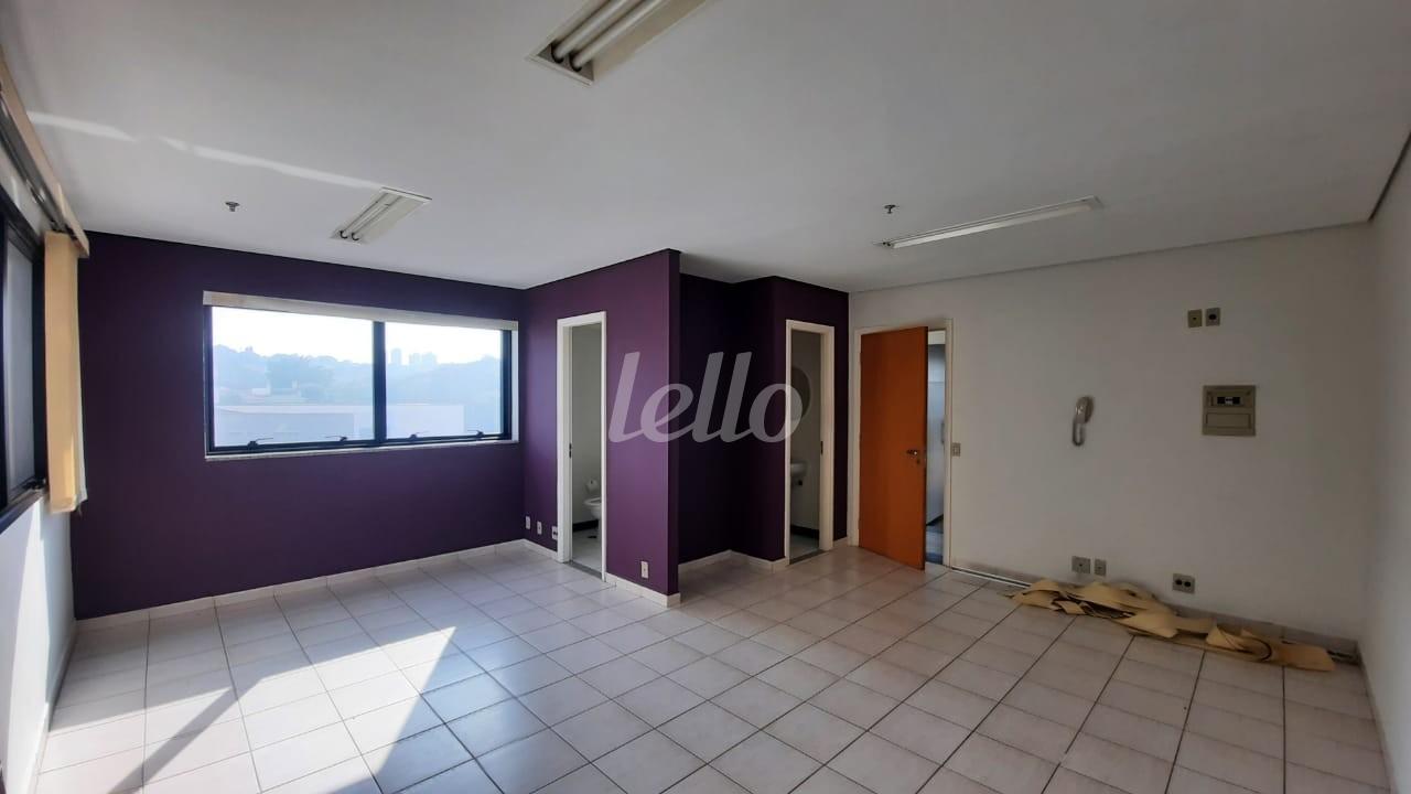 SALA de Sala / Conjunto para alugar, Padrão com 40 m², e 1 vaga em Casa Verde - São Paulo