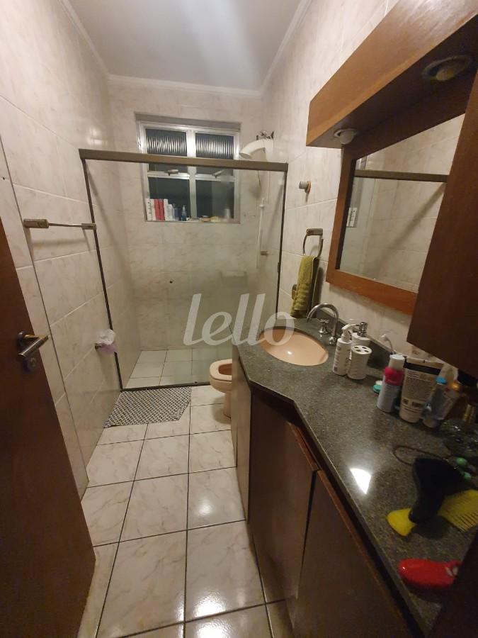 BANHEIRO SOCIAL de Apartamento para alugar, Padrão com 89 m², 2 quartos e 1 vaga em Sumarezinho - São Paulo