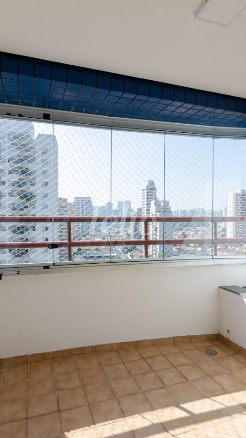 02SACADAVARANDA_002 de Apartamento à venda, Padrão com 82 m², 3 quartos e 2 vagas em Chácara Santo Antônio - São Paulo