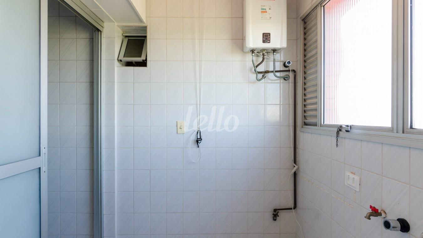 06AREA-DE-SERVICO_003 de Apartamento à venda, Padrão com 82 m², 3 quartos e 2 vagas em Chácara Santo Antônio - São Paulo