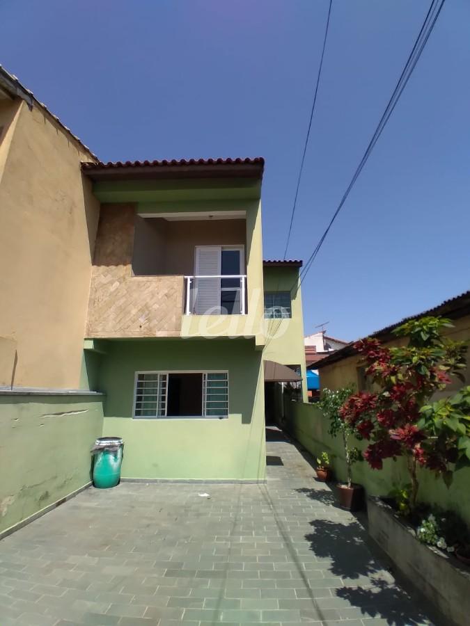 FACHADA de Casa à venda, sobrado com 136 m², 2 quartos e 2 vagas em Jardim Paraíso - Santo André