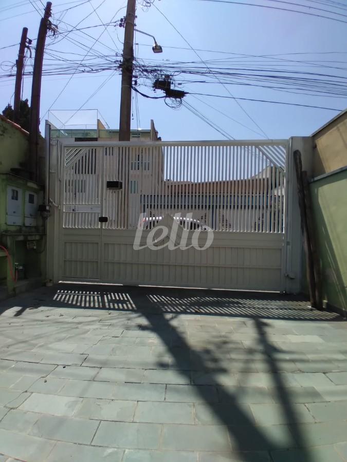 PORTÃO de Casa à venda, sobrado com 136 m², 2 quartos e 2 vagas em Jardim Paraíso - Santo André