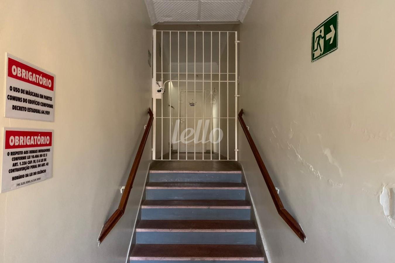 APTO (18) de Apartamento à venda, Padrão com 42 m², 1 quarto e em Santana - São Paulo