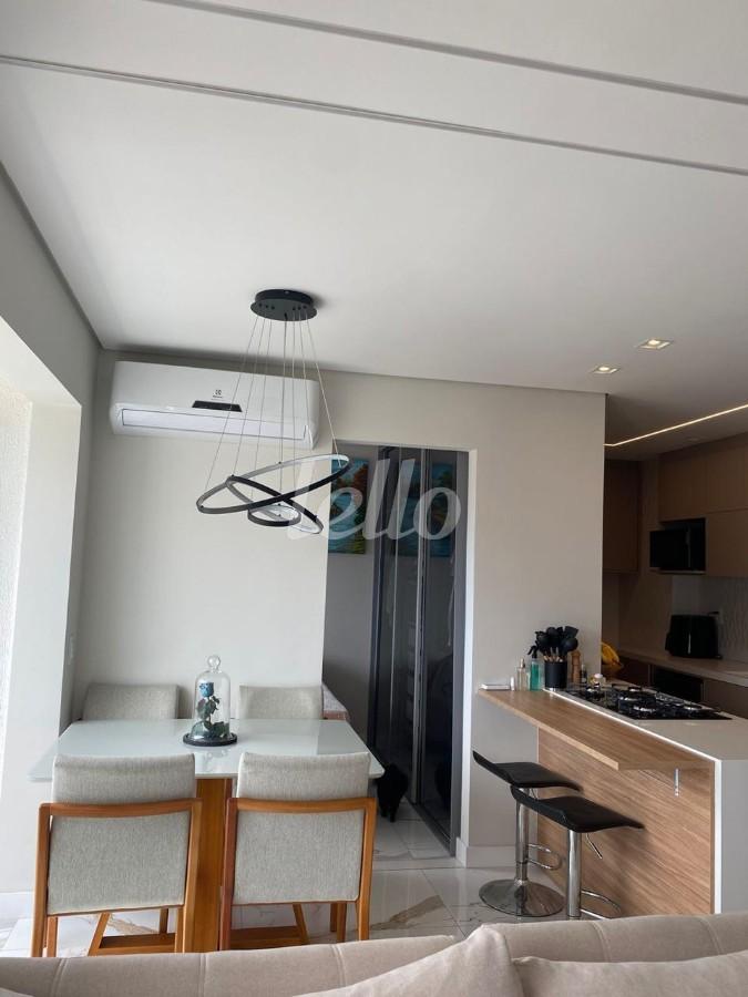 SALA E COZINHA de Apartamento à venda, Padrão com 38 m², 1 quarto e 1 vaga em Vila Invernada - São Paulo