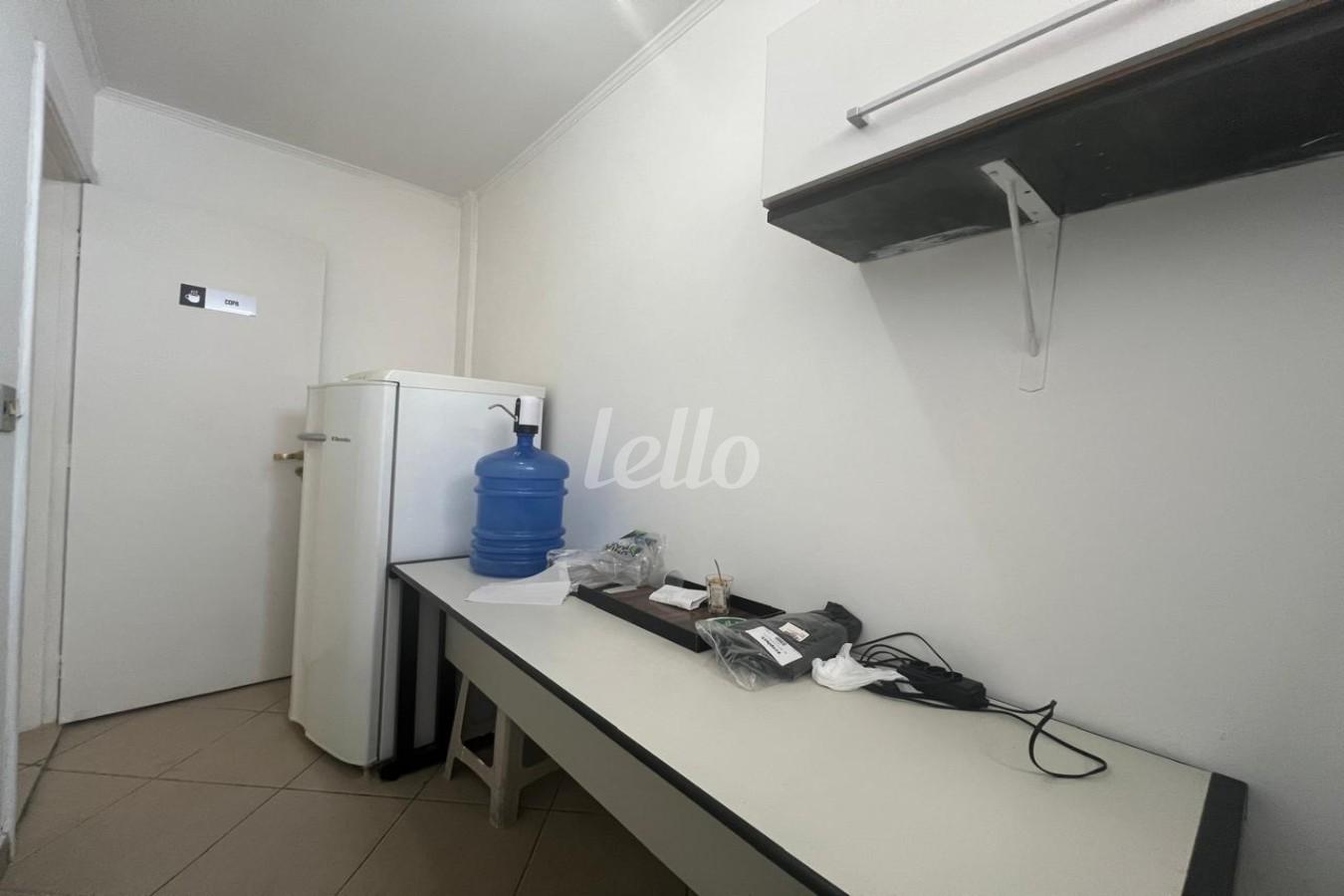 COZINHA de Sala / Conjunto à venda, Padrão com 81 m², e 1 vaga em Bela Vista - São Paulo