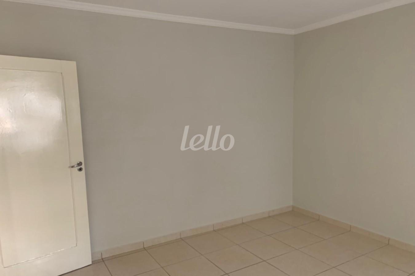 APTO (11) de Apartamento à venda, Padrão com 42 m², 1 quarto e em Santana - São Paulo