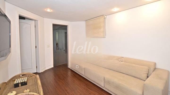 DORMITORIO de Apartamento à venda, Padrão com 310 m², 4 quartos e 5 vagas em Vila Ida - São Paulo