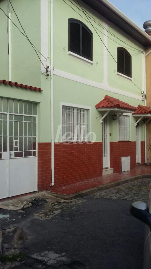 FACHADA de Casa à venda, assobradada com 160 m², 5 quartos e 4 vagas em Tatuapé - São Paulo