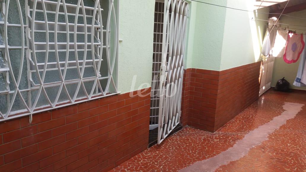 QUINTAL LATERAL de Casa à venda, assobradada com 160 m², 5 quartos e 4 vagas em Tatuapé - São Paulo