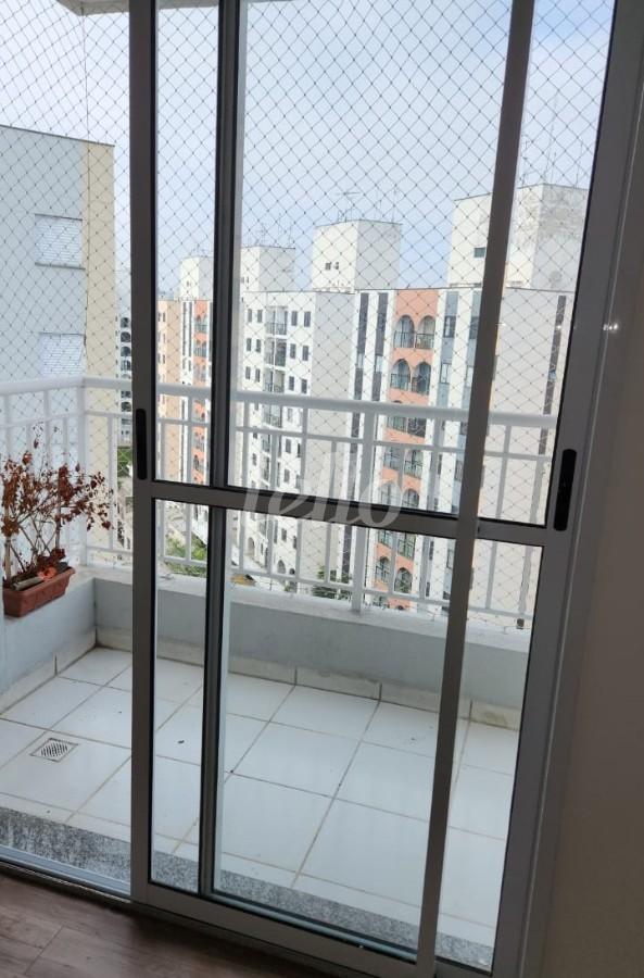 SACADA de Apartamento para alugar, Padrão com 43 m², 2 quartos e 1 vaga em Quinta da Paineira - São Paulo