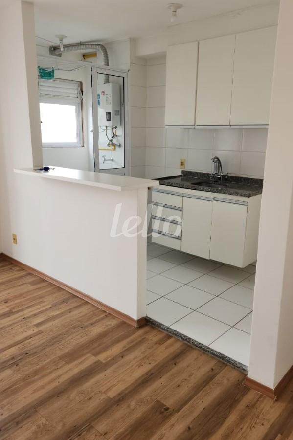 COZINHA de Apartamento para alugar, Padrão com 43 m², 2 quartos e 1 vaga em Quinta da Paineira - São Paulo