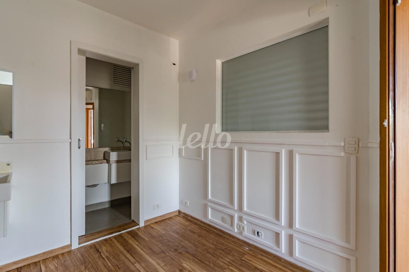 BANHEIRO de Sala / Conjunto para alugar, Padrão com 85 m², e 1 vaga em Jardim Paulistano - São Paulo