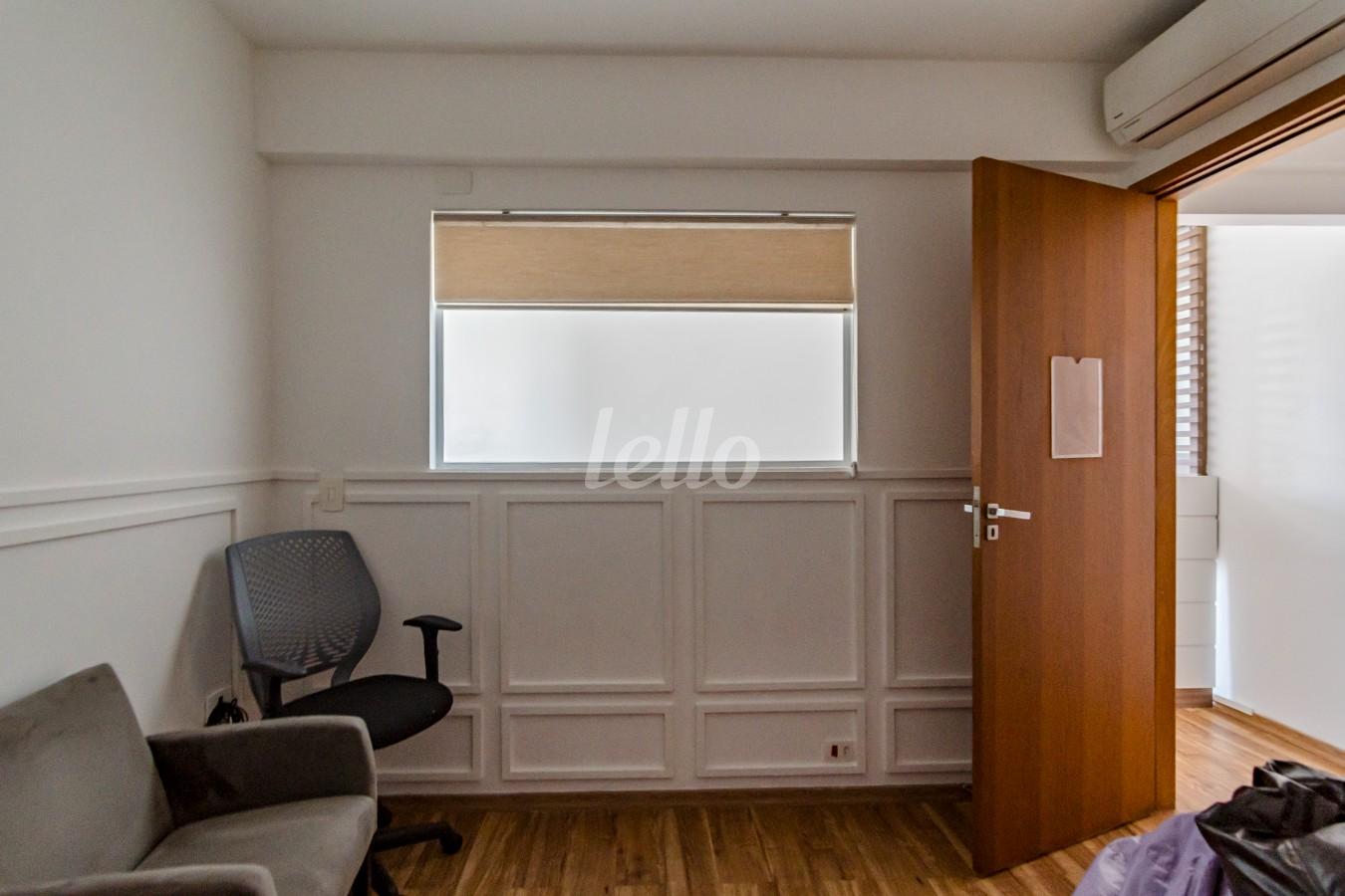 SALA 2 de Sala / Conjunto para alugar, Padrão com 85 m², e 1 vaga em Jardim Paulistano - São Paulo