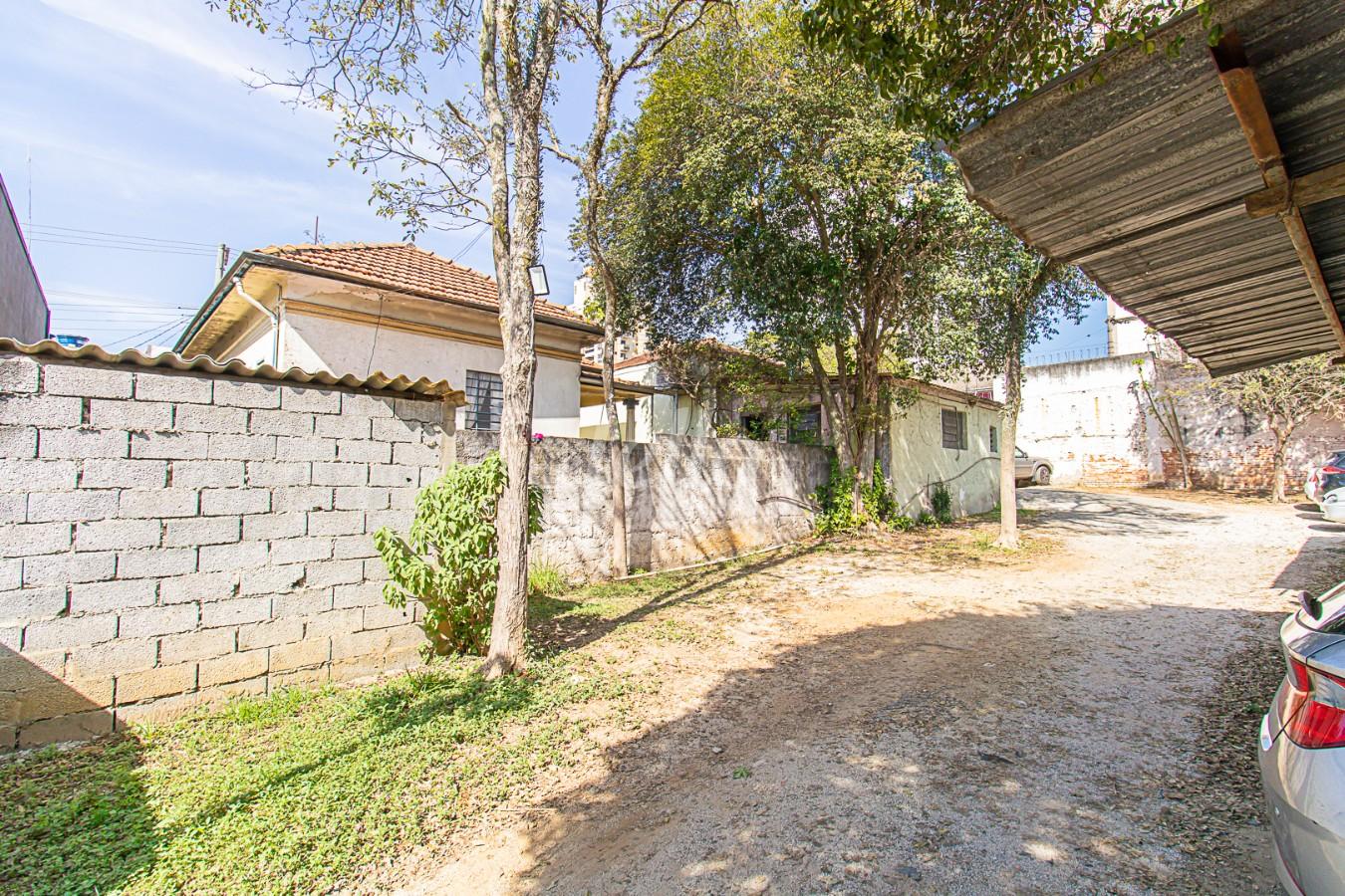 TERRENO de Área / Terreno para alugar, Padrão com 840 m², e em Centro - Santo André