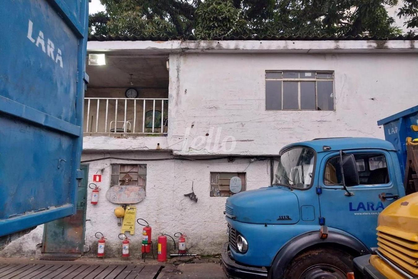 TERRENO de Área / Terreno à venda, Padrão com 1500 m², e em Jaçanã - São Paulo