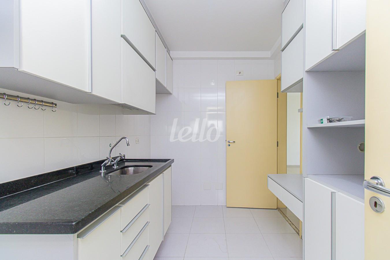 COZINHA de Apartamento à venda, Padrão com 69 m², 2 quartos e 1 vaga em Vila Mariana - São Paulo