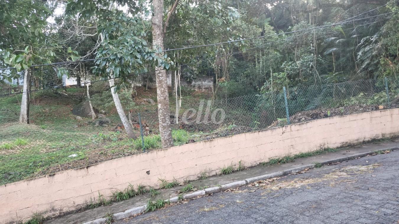 TERRENO FRENTE de Área / Terreno à venda, Padrão com 1925 m², e em Horto Florestal - São Paulo