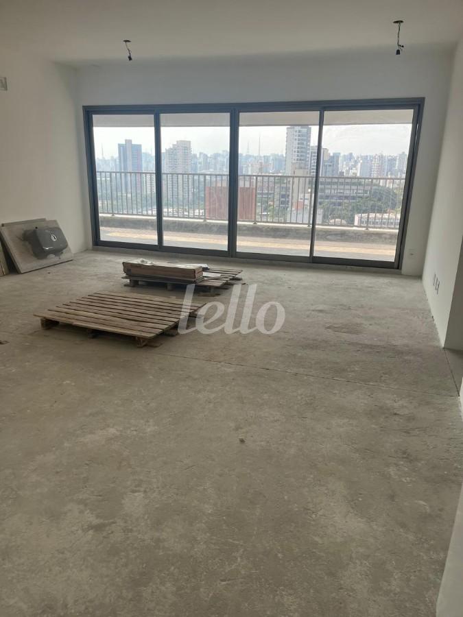 SALA de Apartamento à venda, Padrão com 158 m², 3 quartos e 2 vagas em Vila Clementino - São Paulo