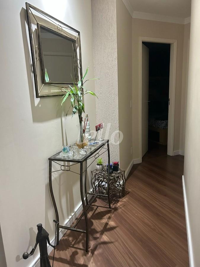 CORREDOR de Apartamento à venda, Padrão com 75 m², 3 quartos e 1 vaga em Liberdade - São Paulo