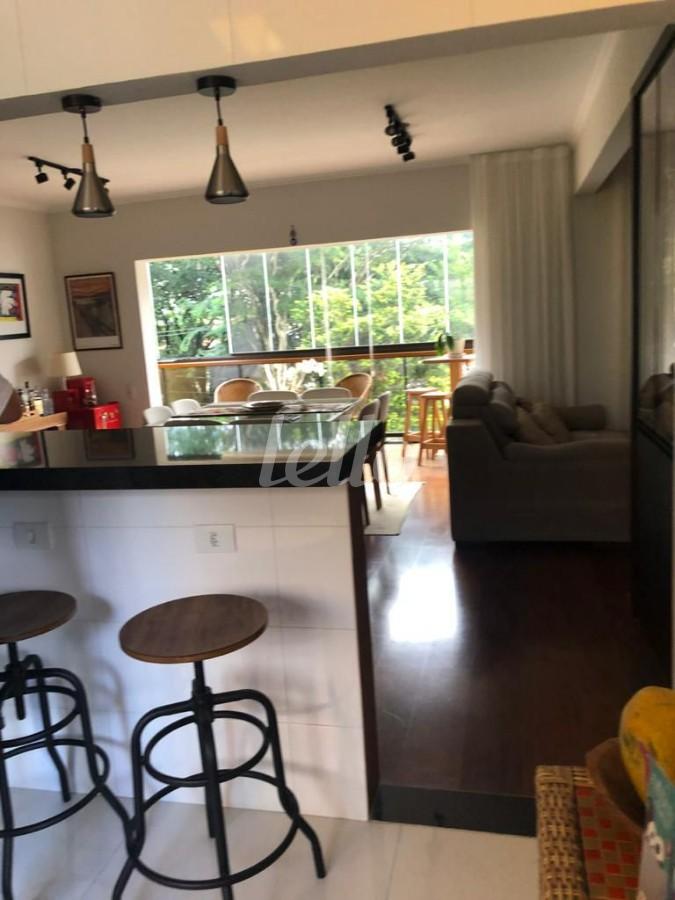 SALA de Apartamento à venda, Padrão com 125 m², 3 quartos e 2 vagas em Vila Mariana - São Paulo