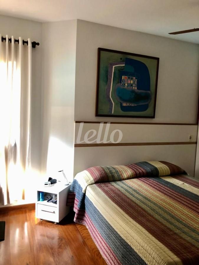 SUÍTE de Apartamento à venda, Padrão com 125 m², 3 quartos e 2 vagas em Vila Mariana - São Paulo