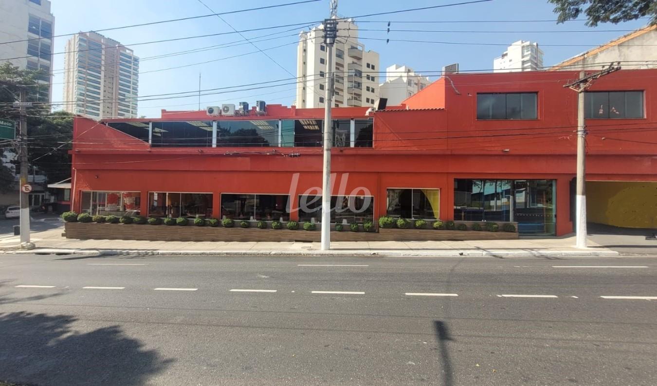 LATERAL de Prédio Comercial à venda, Multiusuário com 477 m², e em Mooca - São Paulo