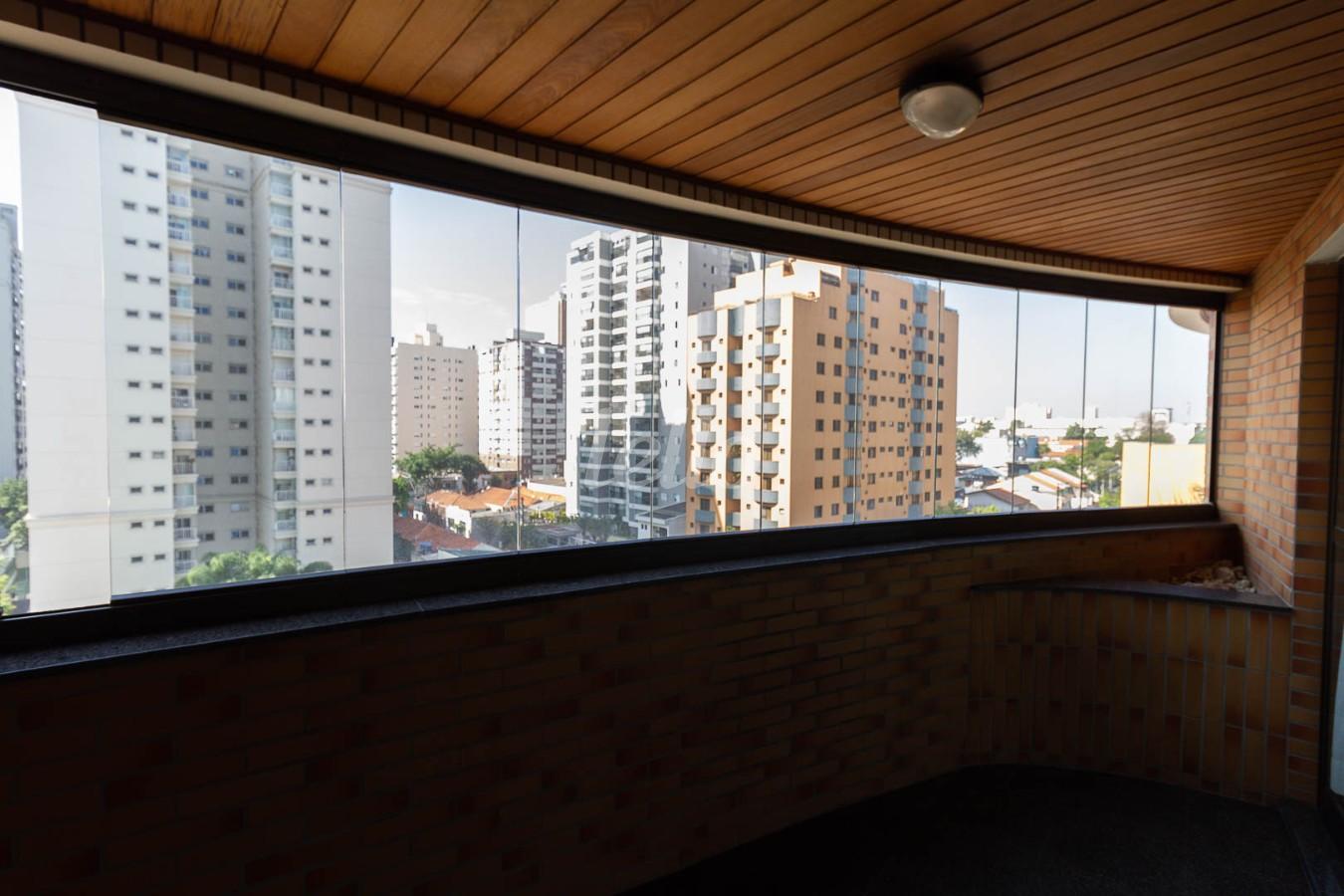 SACADA de Apartamento à venda, Padrão com 248 m², 3 quartos e 4 vagas em Santo Antônio - São Caetano do Sul