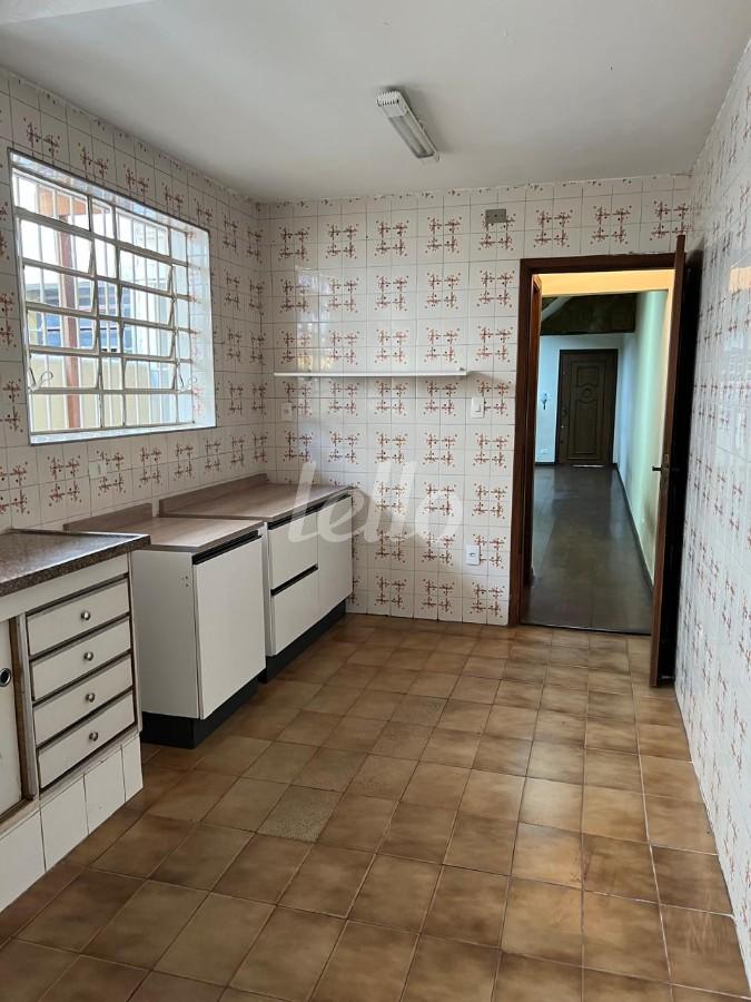 COZINHA de Casa à venda, sobrado com 195 m², 3 quartos e 2 vagas em Indianópolis - São Paulo