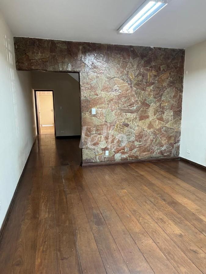 SALA de Casa à venda, sobrado com 195 m², 3 quartos e 2 vagas em Indianópolis - São Paulo