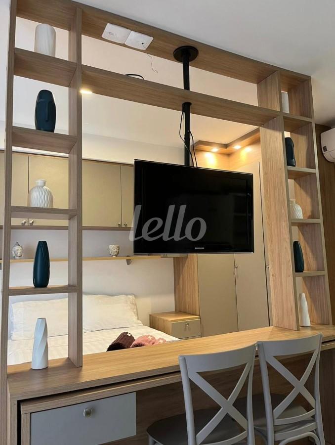 SALA/QUARTO de Apartamento à venda, Studio com 25 m², 1 quarto e em Pinheiros - São Paulo