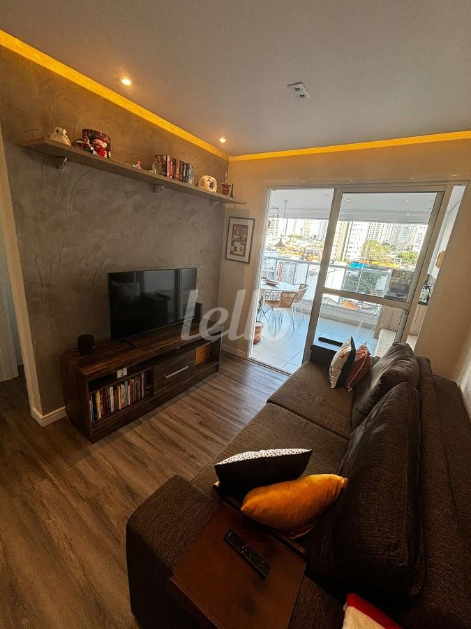 SALA de Apartamento à venda, Padrão com 65 m², 2 quartos e 1 vaga em Vila Gomes Cardim - São Paulo