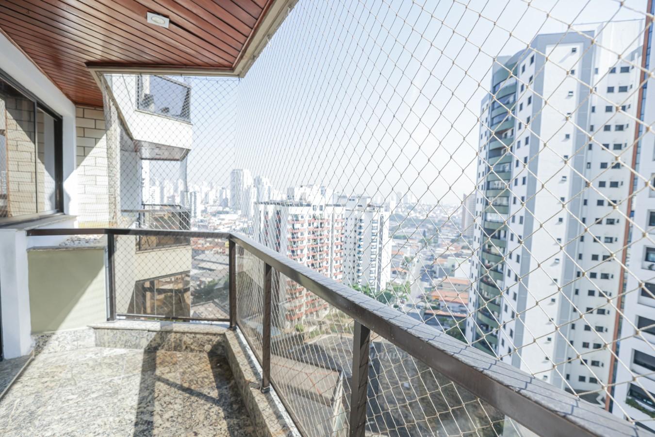 SACADA de Apartamento para alugar, Padrão com 141 m², 3 quartos e 3 vagas em Vila Regente Feijó - São Paulo