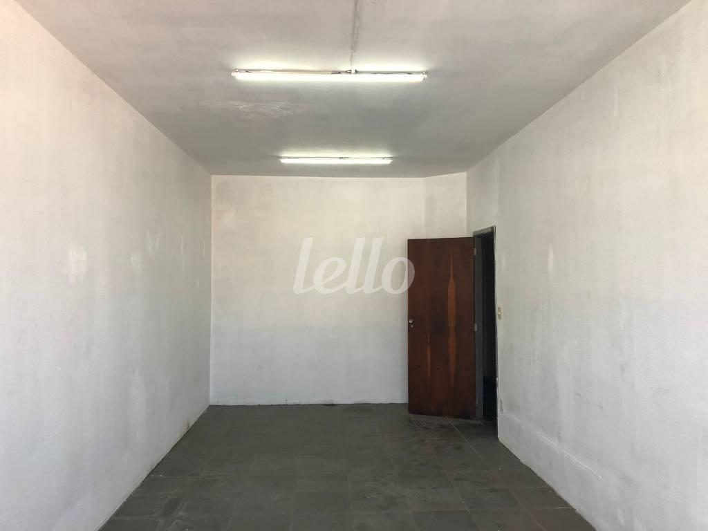 2 de Sala / Conjunto para alugar, Padrão com 26 m², e em Jardim - Santo André