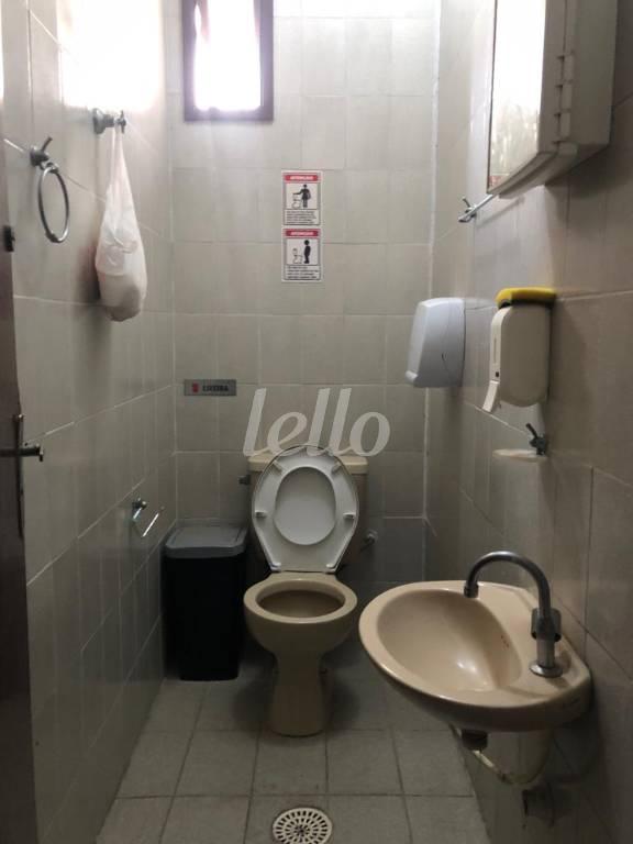 4 de Sala / Conjunto para alugar, Padrão com 26 m², e em Jardim - Santo André