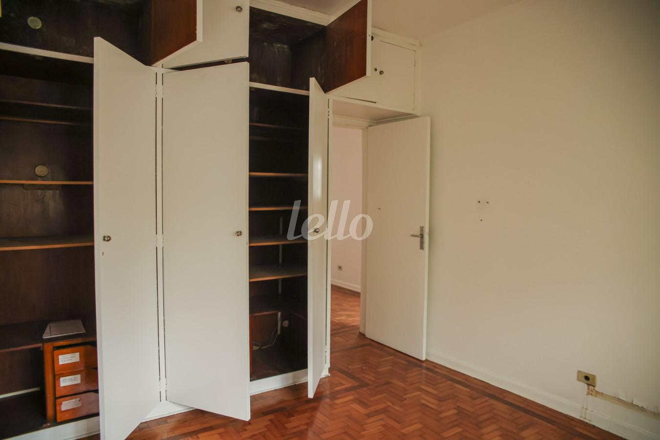 06DORMITORIO-3_003 de Casa para alugar, sobrado com 246 m², 4 quartos e 6 vagas em Mooca - São Paulo