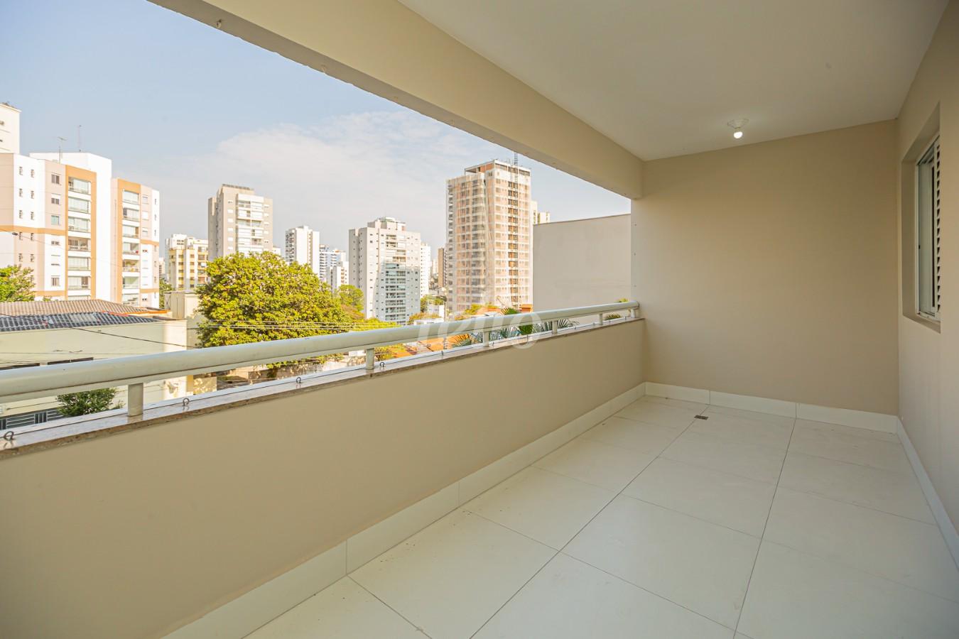 VARANDA de Apartamento à venda, Padrão com 115 m², 4 quartos e 4 vagas em Saúde - São Paulo