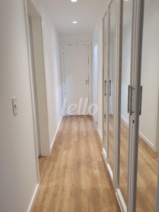 CLOSET de Apartamento para alugar, Padrão com 200 m², 3 quartos e 4 vagas em Campo Belo - São Paulo