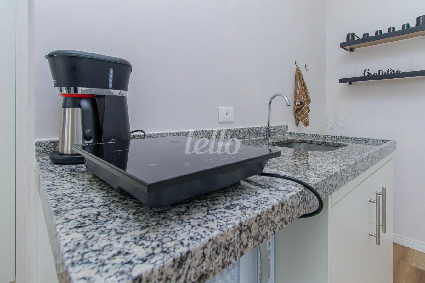 COZINHA de Apartamento à venda, Padrão com 22 m², 1 quarto e em Vila Mariana - São Paulo