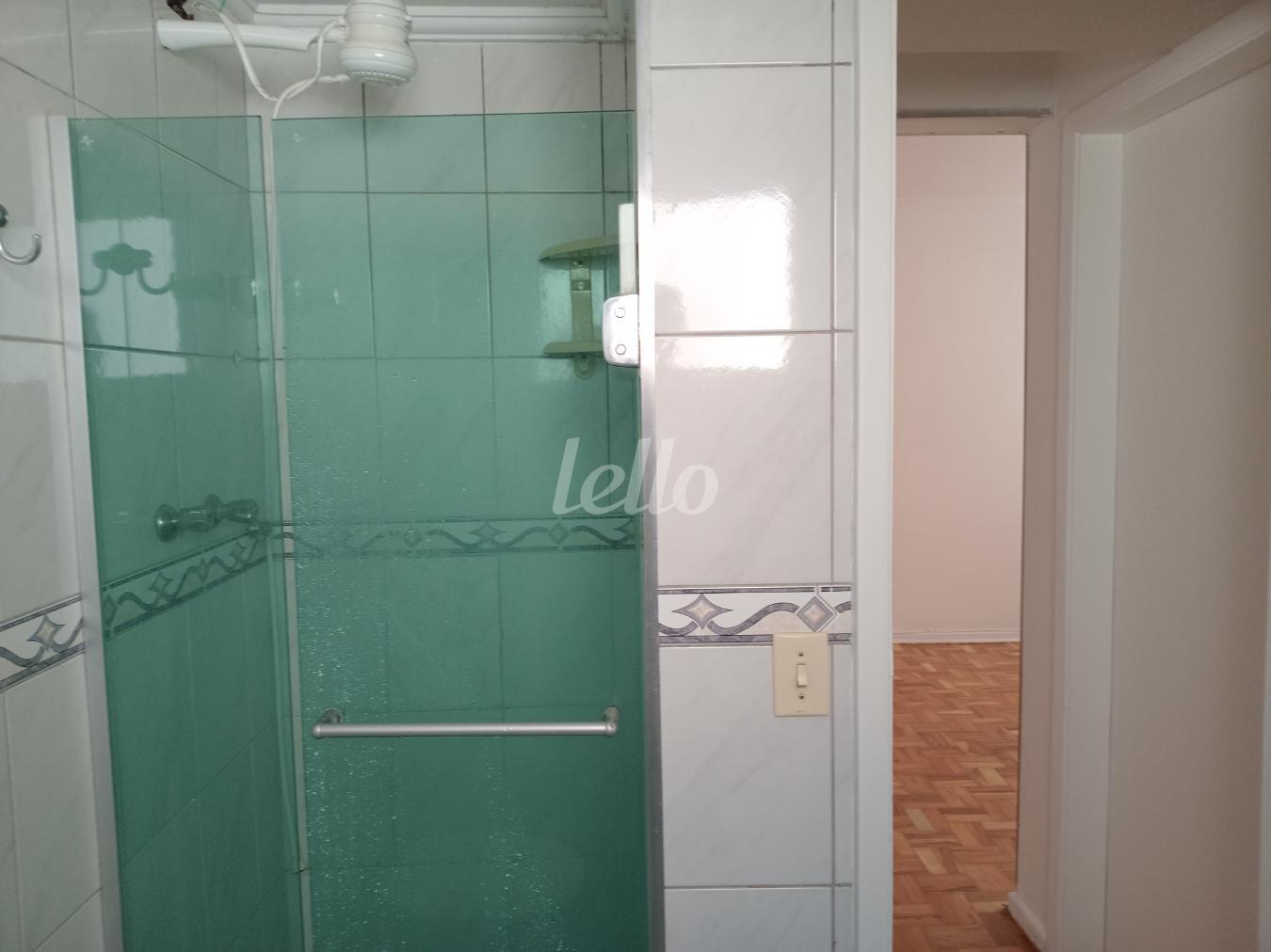 3-BANHEIRO-004.JPG de Apartamento para alugar, Padrão com 40 m², 1 quarto e 1 vaga em Vila Clementino - São Paulo