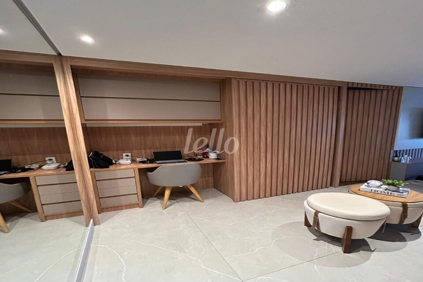 SALA de Apartamento à venda, Padrão com 101 m², 3 quartos e 2 vagas em Vila Mariana - São Paulo