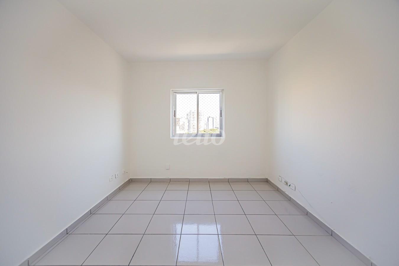 SALA de Apartamento para alugar, Padrão com 40 m², 1 quarto e 1 vaga em Pinheiros - São Paulo