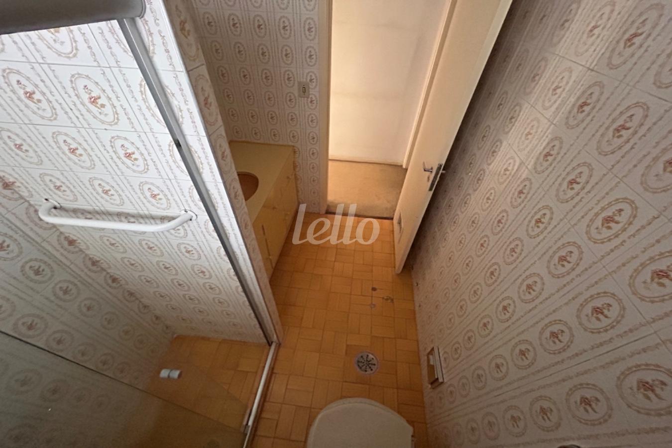 BANHEIRO de Apartamento à venda, Padrão com 52 m², 1 quarto e em Santa Cecília - São Paulo