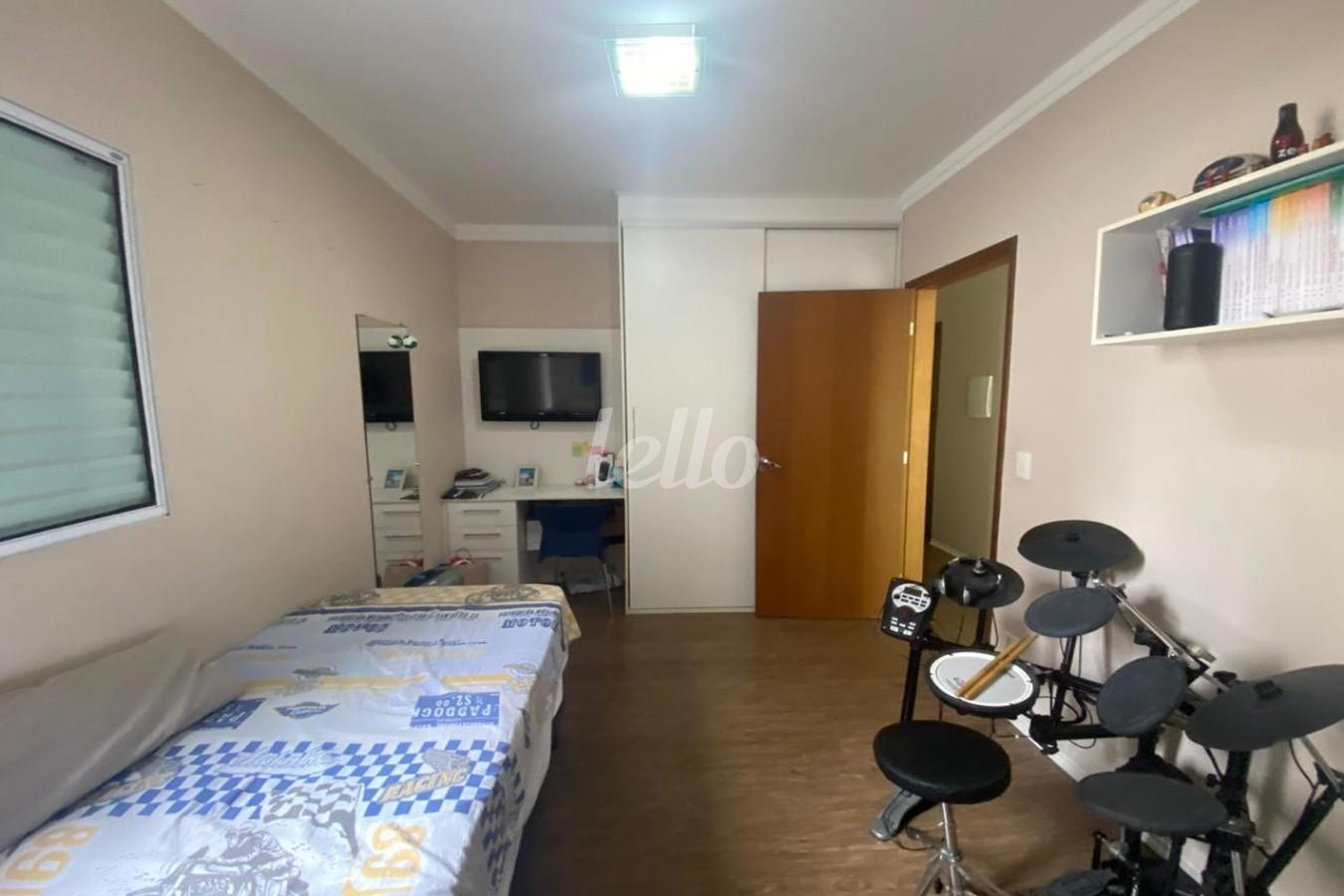 DORMITORIO de Casa à venda, sobrado com 130 m², 3 quartos e 3 vagas em Vila Prudente - São Paulo