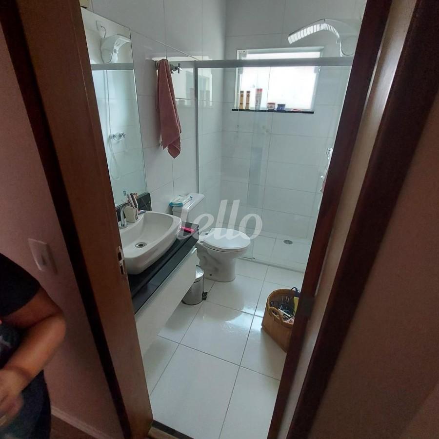 BANHEIRO de Casa à venda, sobrado com 130 m², 3 quartos e 3 vagas em Vila Prudente - São Paulo