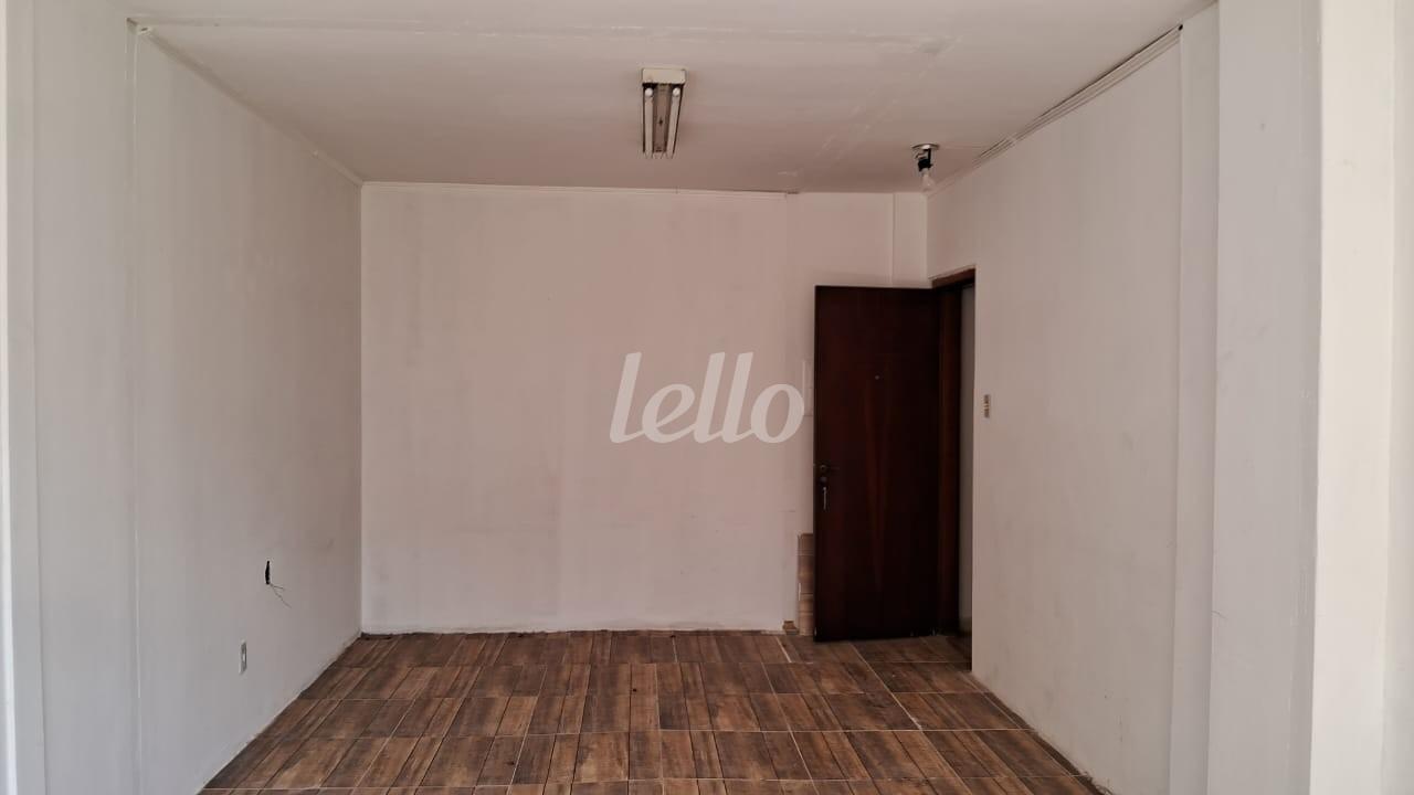 SALA de Sala / Conjunto à venda, Padrão com 20 m², e em Centro - Santo André