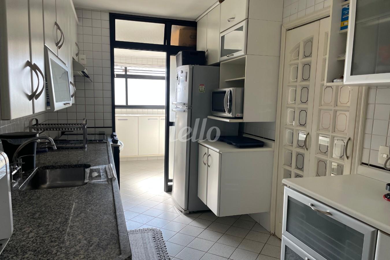 COZINHA de Apartamento à venda, Padrão com 86 m², 3 quartos e 2 vagas em Chácara Inglesa - São Paulo